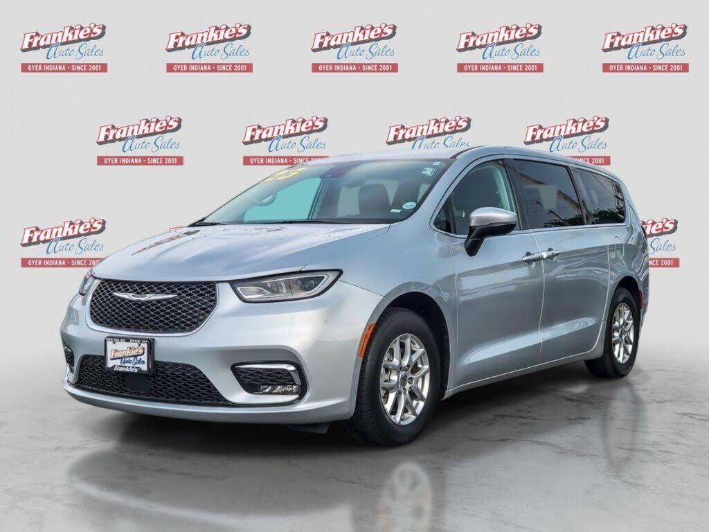 2023 CHRYSLER Pacifica