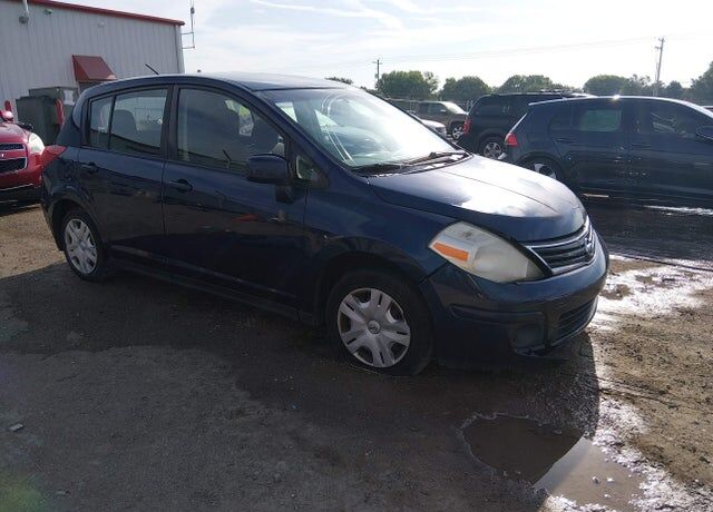 2012 NISSAN Versa