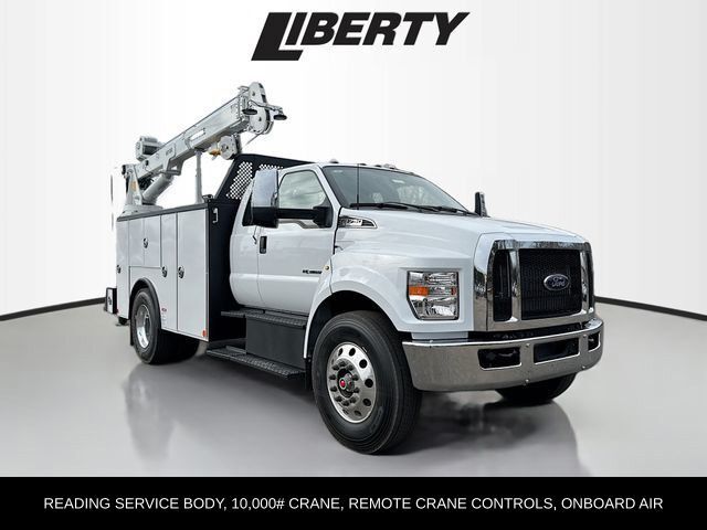2025 FORD F-750