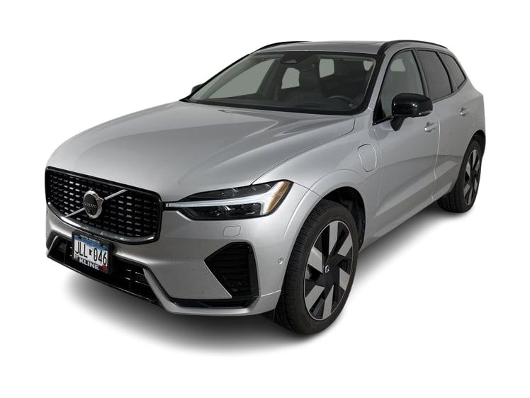2023 VOLVO XC60