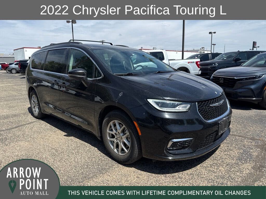 2022 CHRYSLER Pacifica