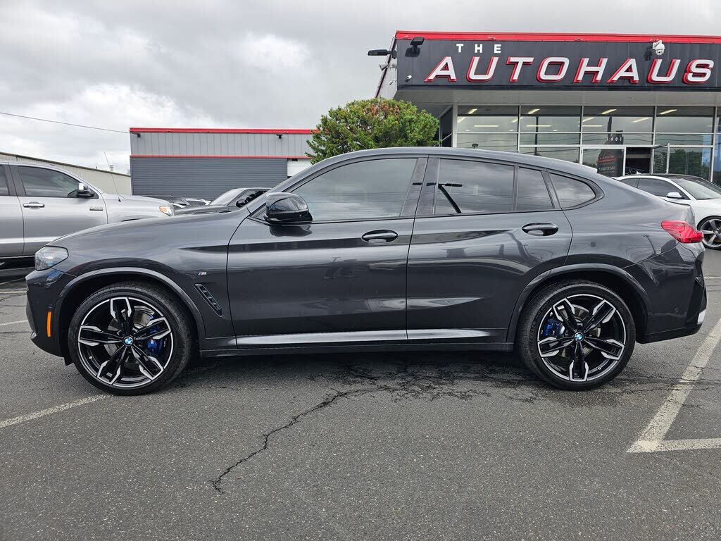 2023 BMW X4