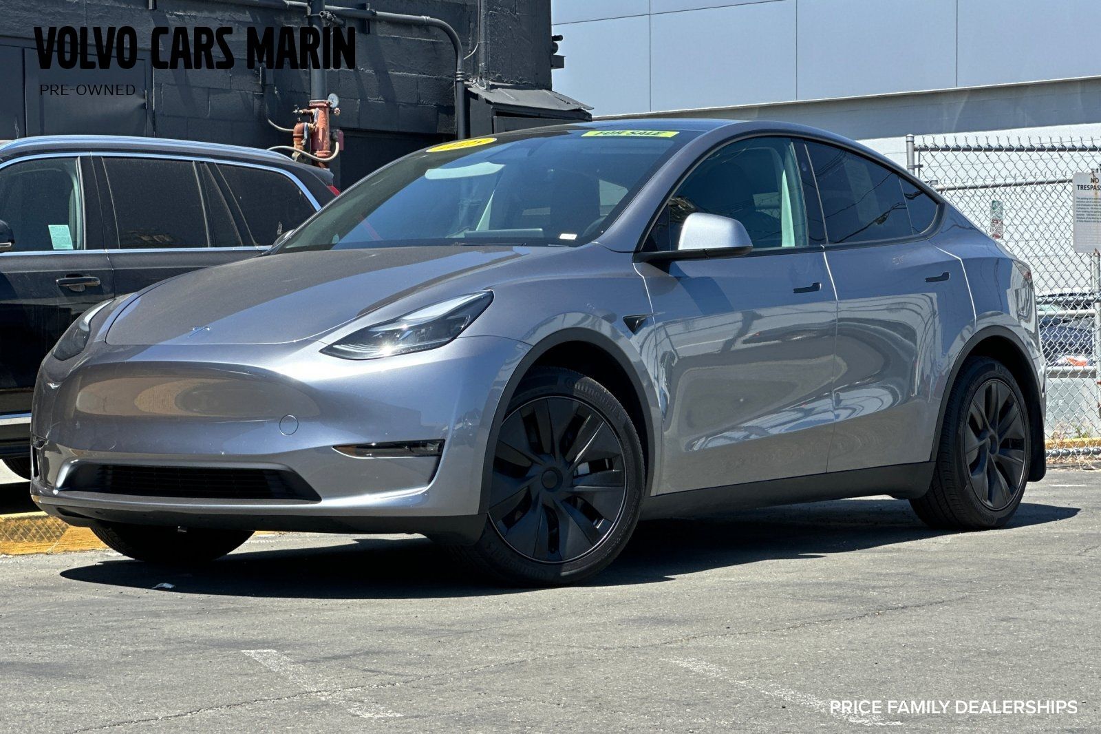 2025 TESLA Model Y