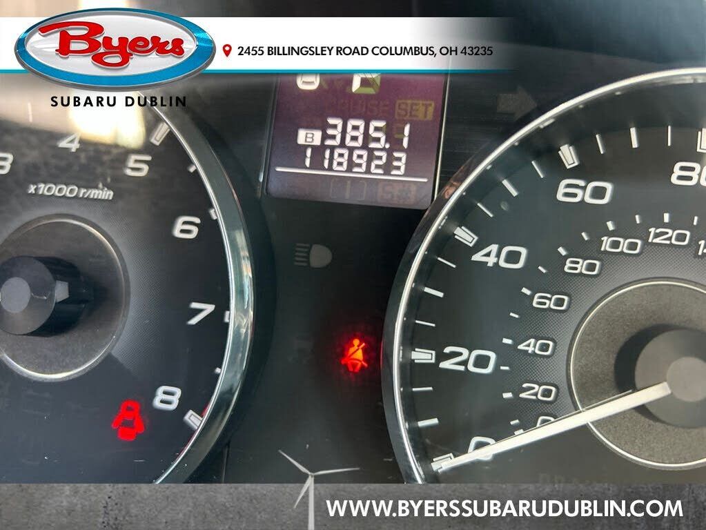 2011 SUBARU Outback
