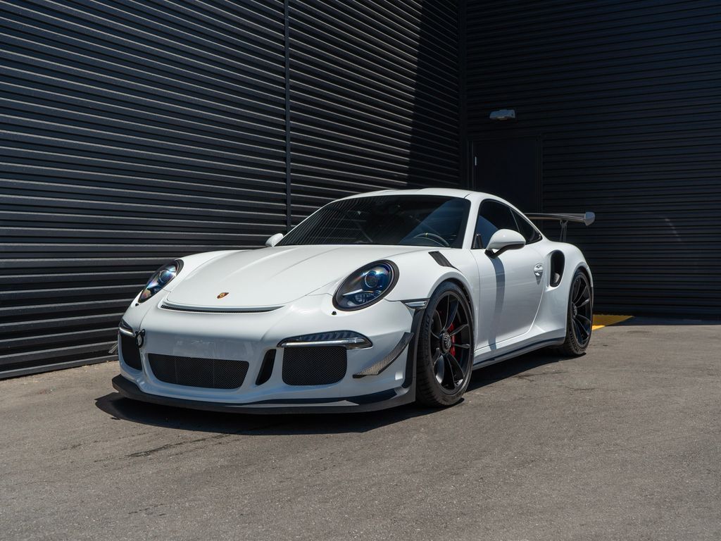 2016 PORSCHE 911