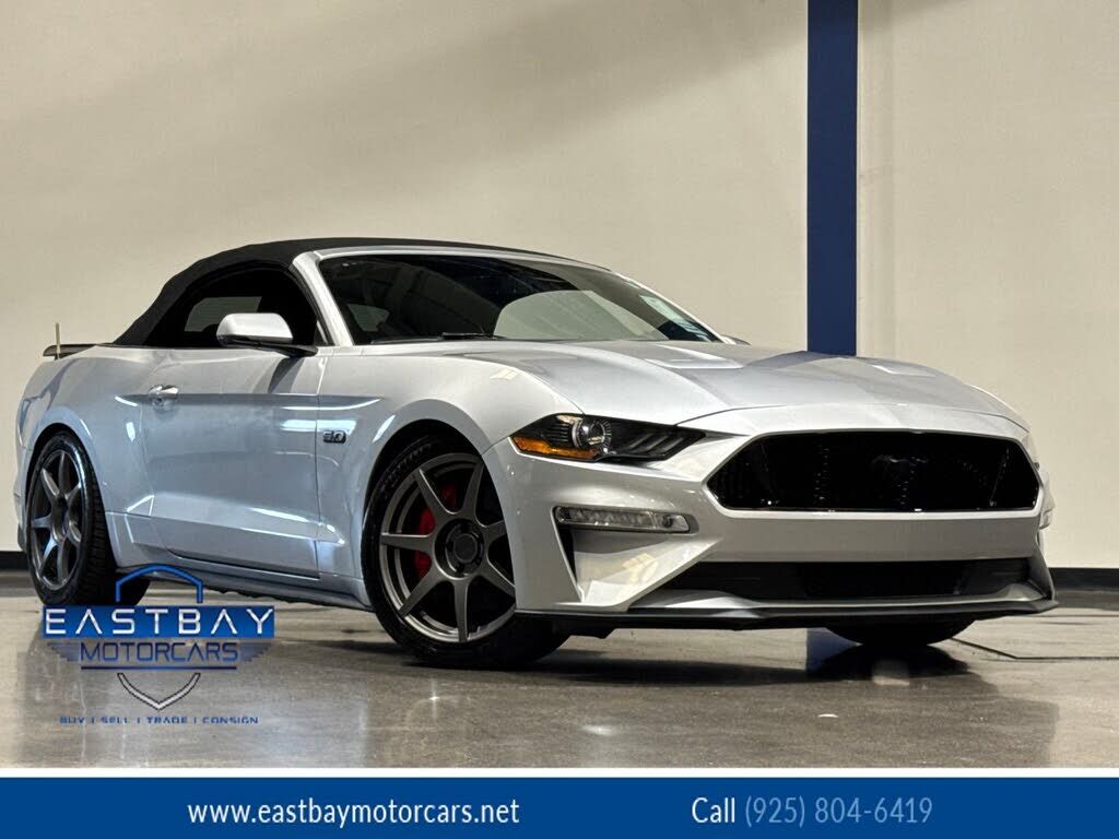 2019 FORD Mustang