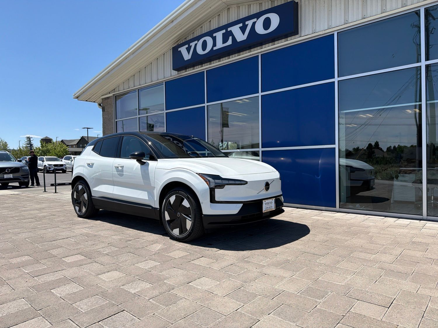 2026 VOLVO EX30