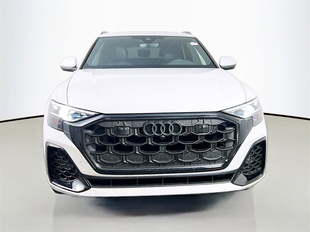 2026 Audi Q8