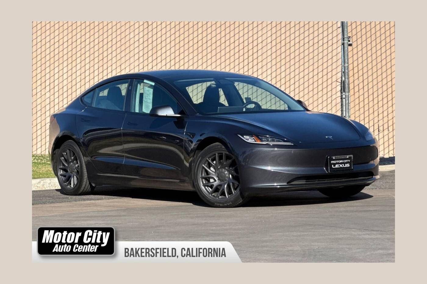 2025 TESLA Model 3