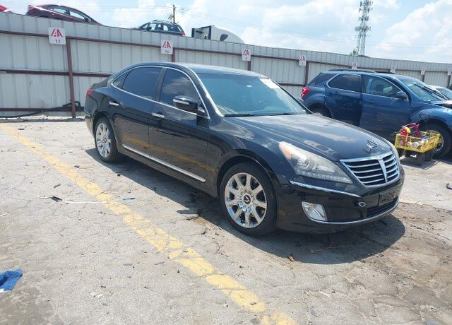 2013 HYUNDAI Equus