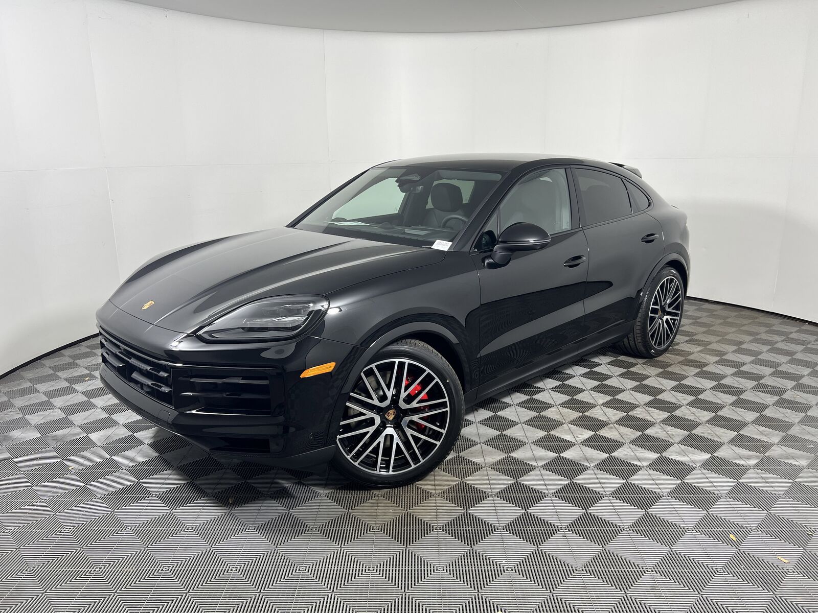2026 PORSCHE Cayenne