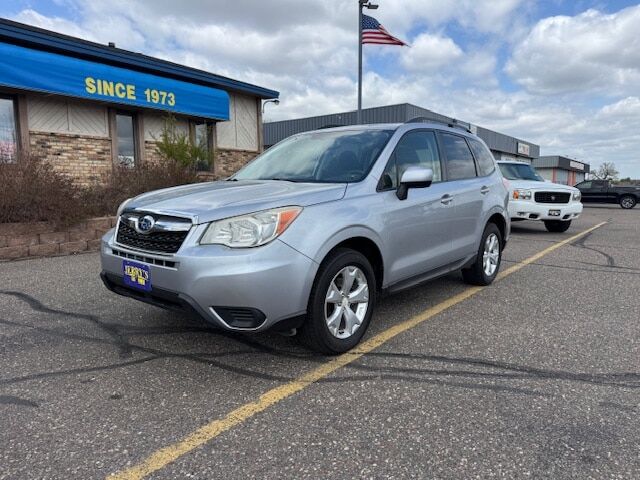 2015 SUBARU Forester