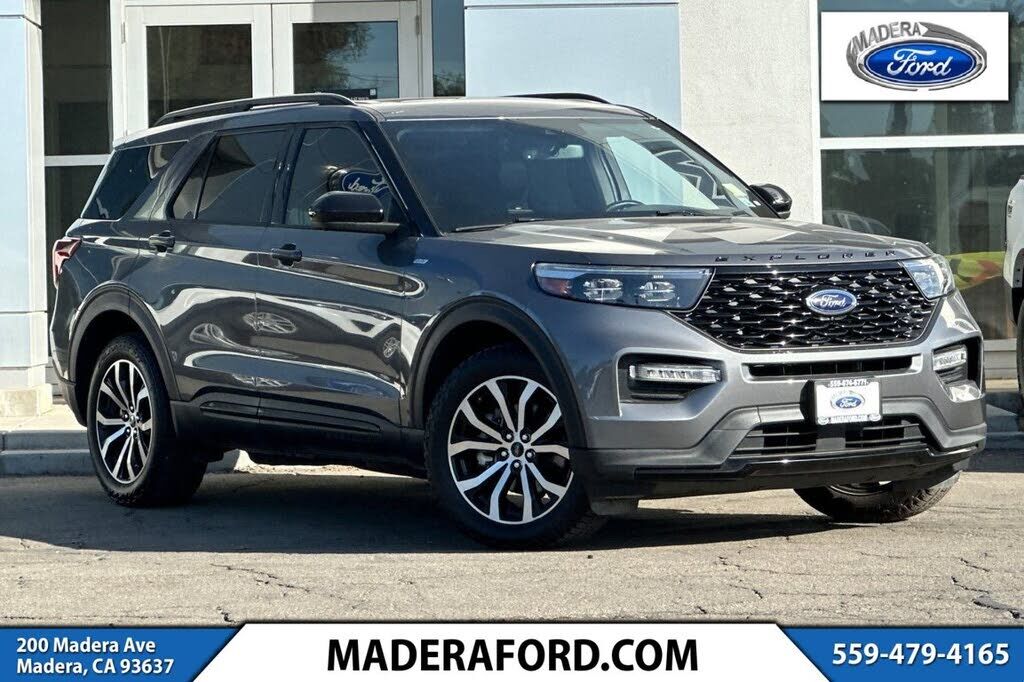 2022 FORD Explorer