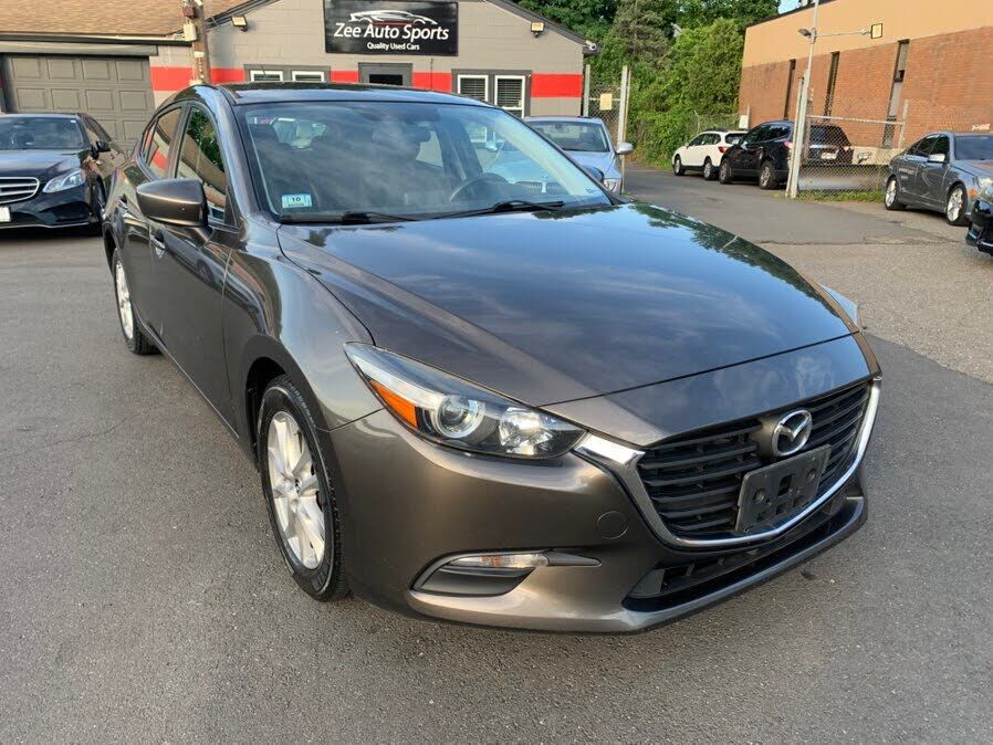 2017 MAZDA Mazda3
