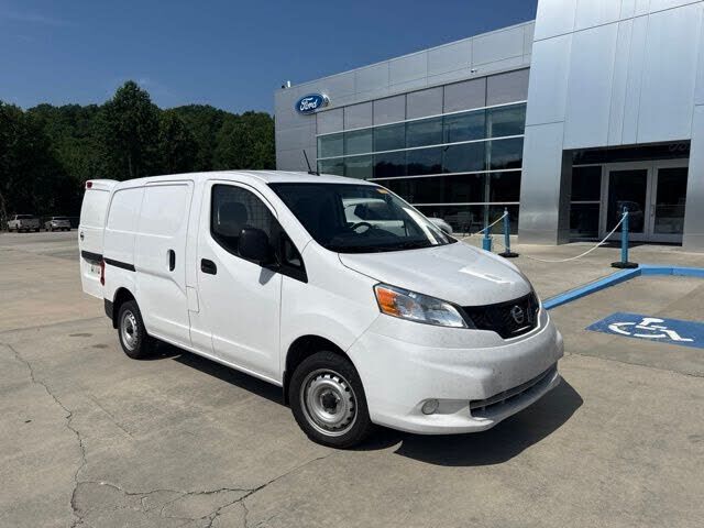 2021 NISSAN NV200