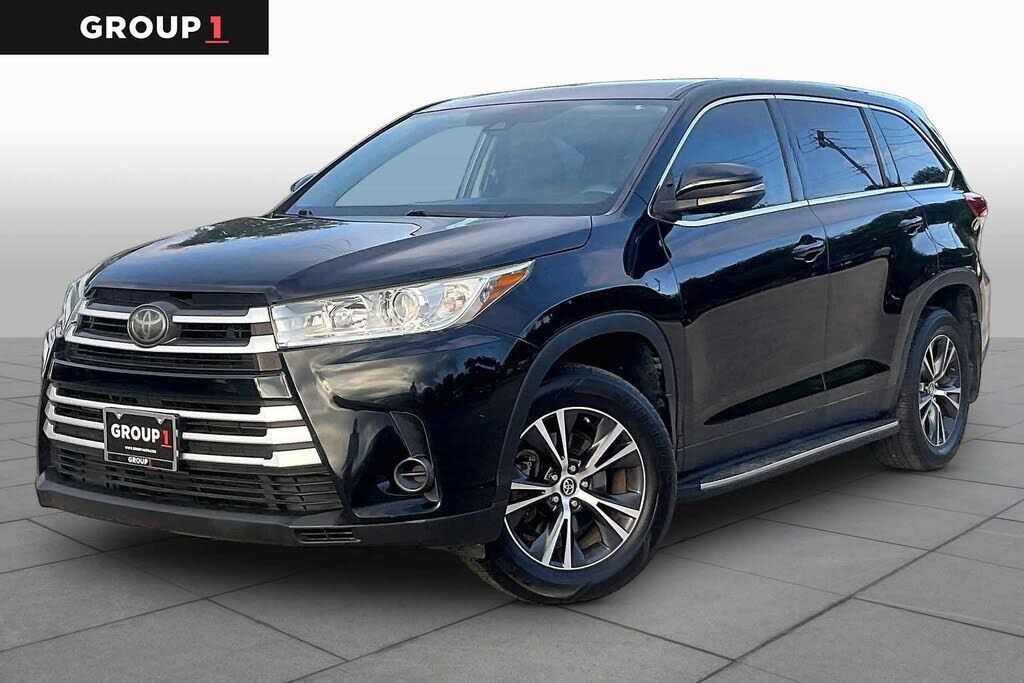 2019 TOYOTA Highlander