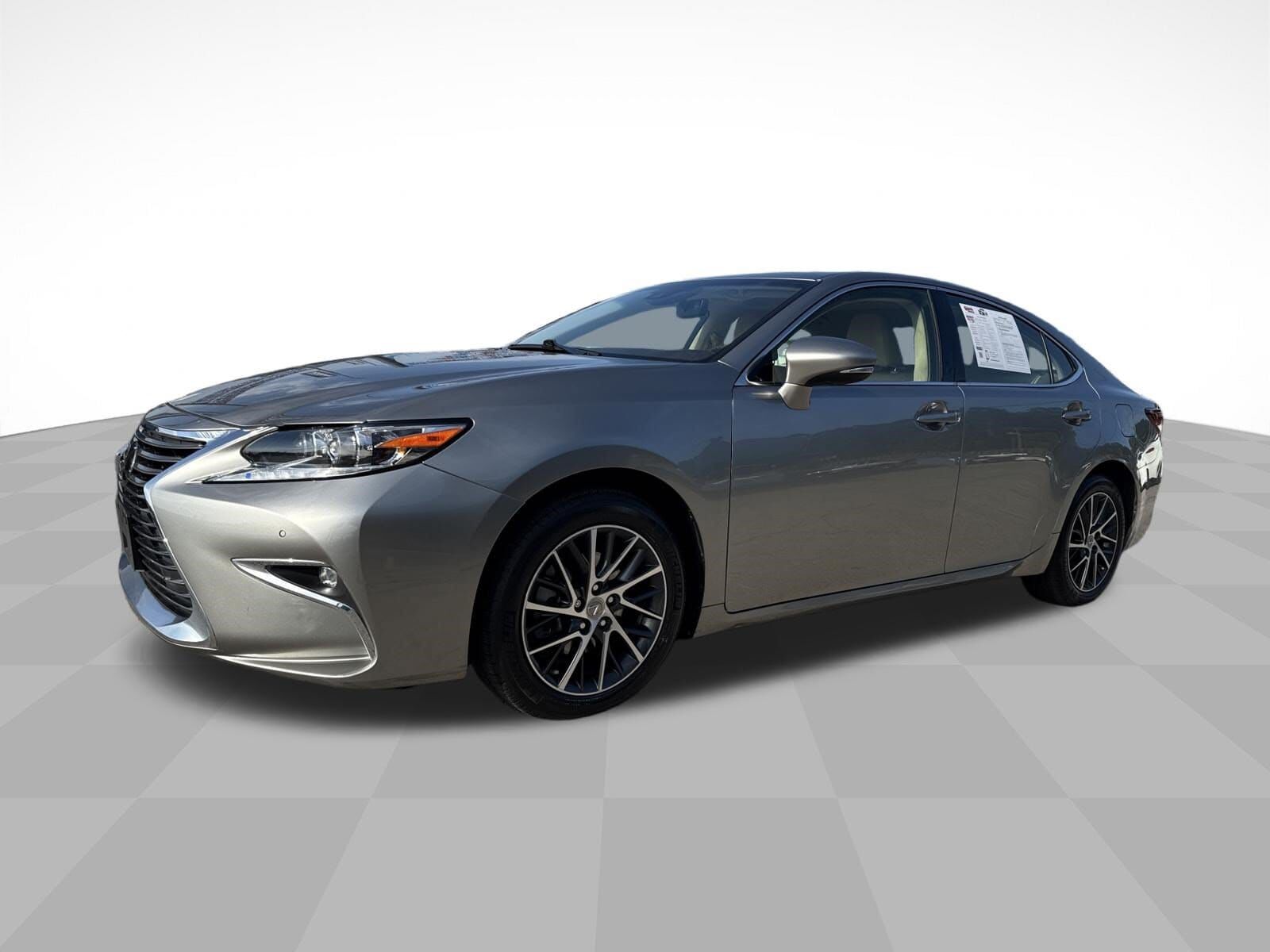 2016 LEXUS ES