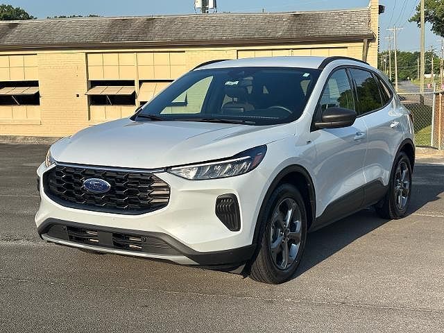 2025 FORD Escape