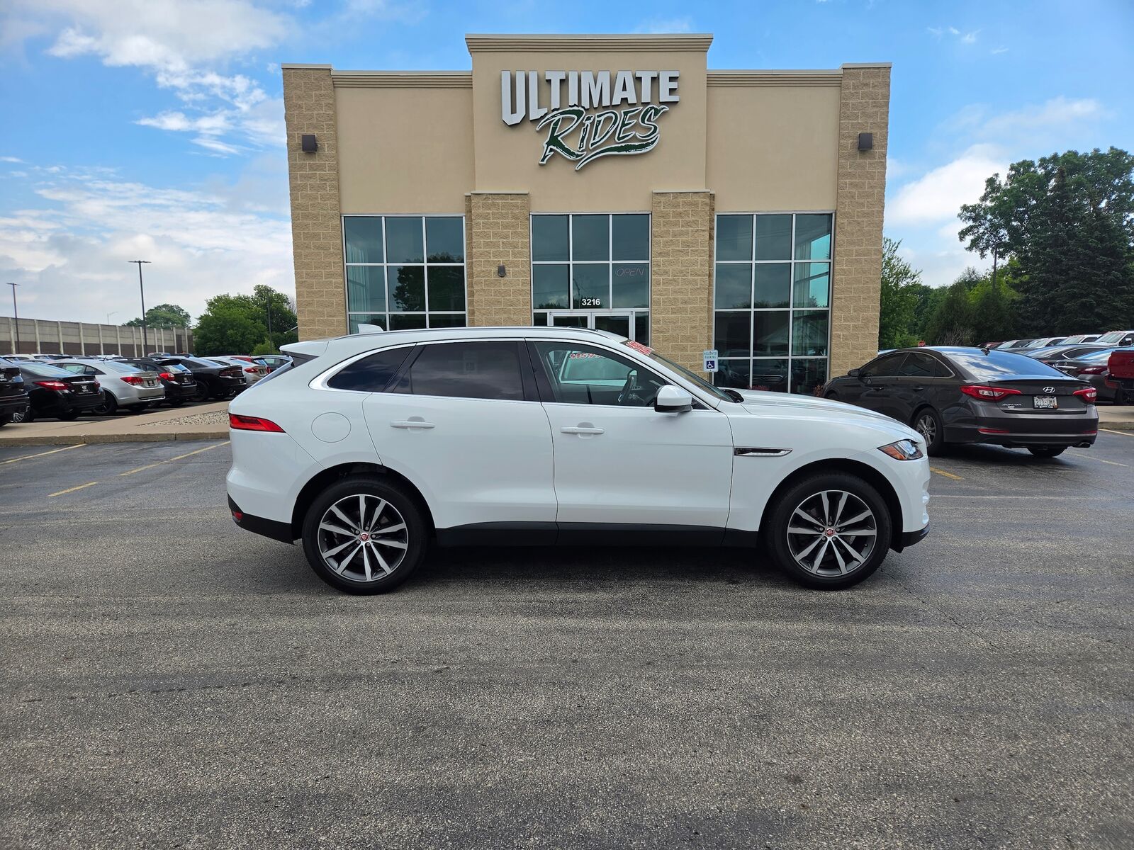 2018 JAGUAR F-Pace
