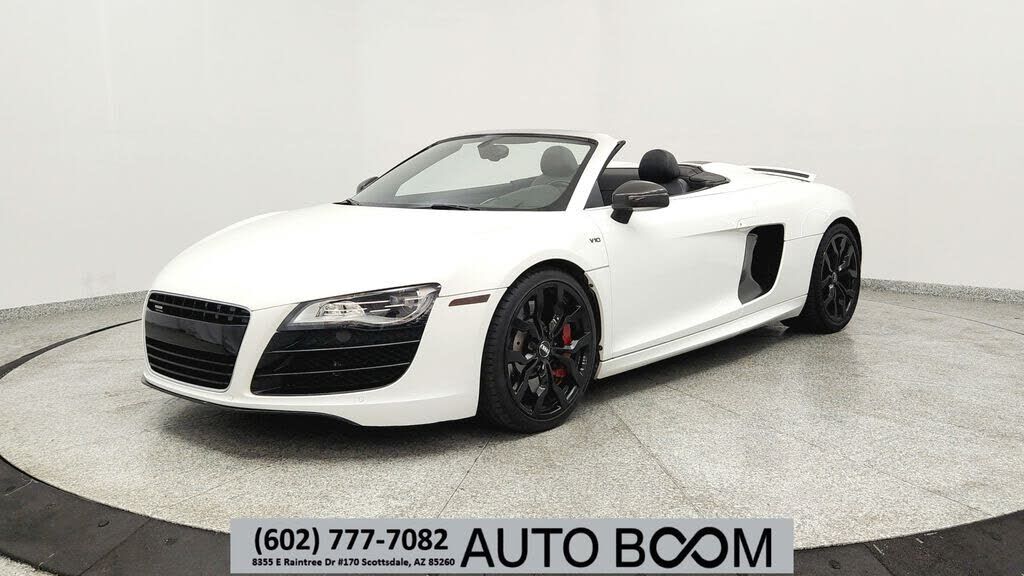 2012 AUDI R8