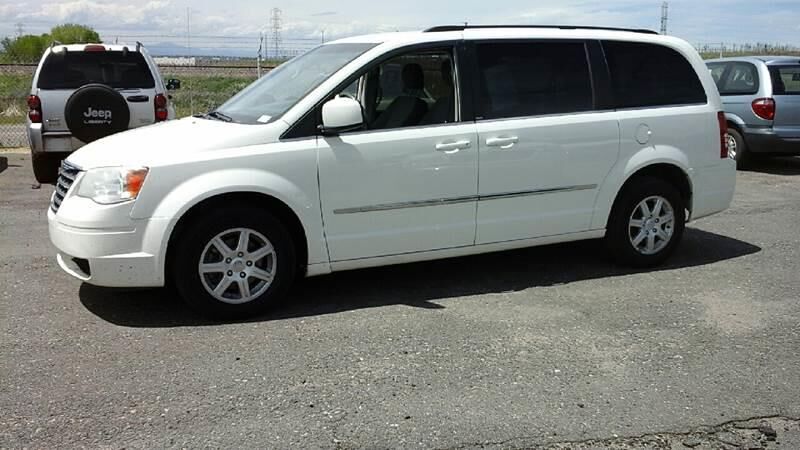 2010 CHRYSLER Town and Country