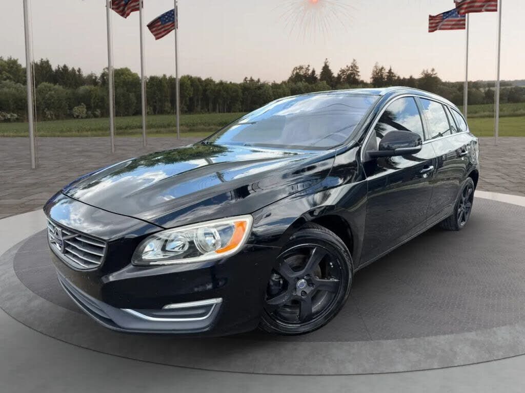 2016 VOLVO V60
