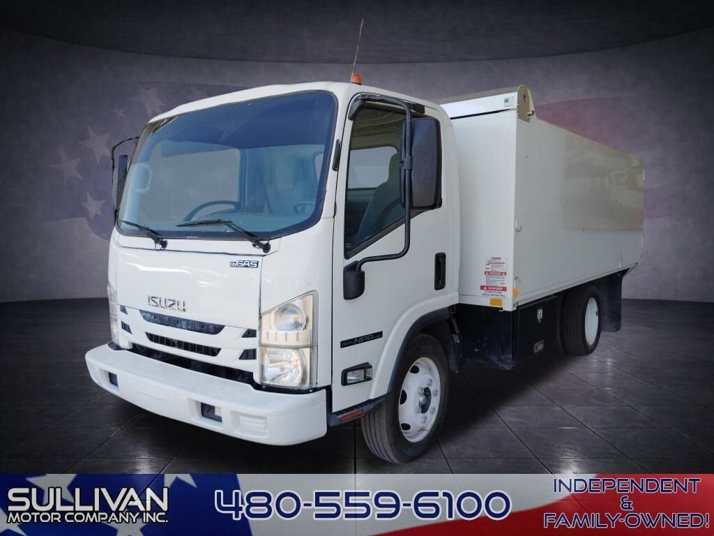 2020 ISUZU NPR-HD