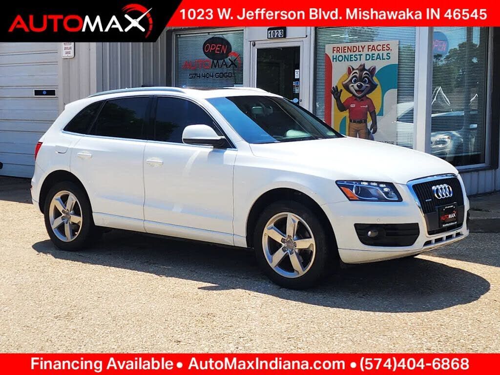 2011 AUDI Q5