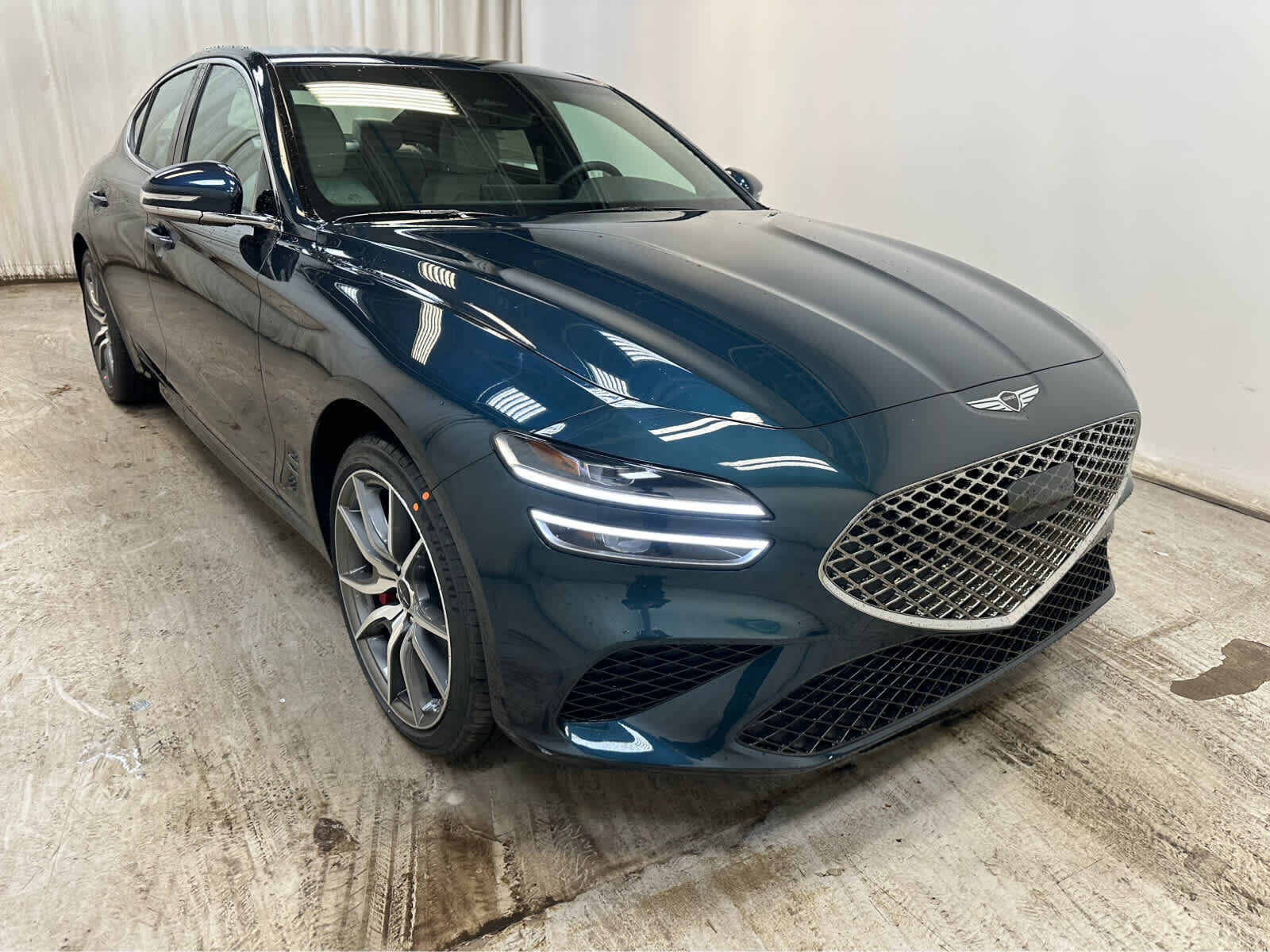 2025 GENESIS G70