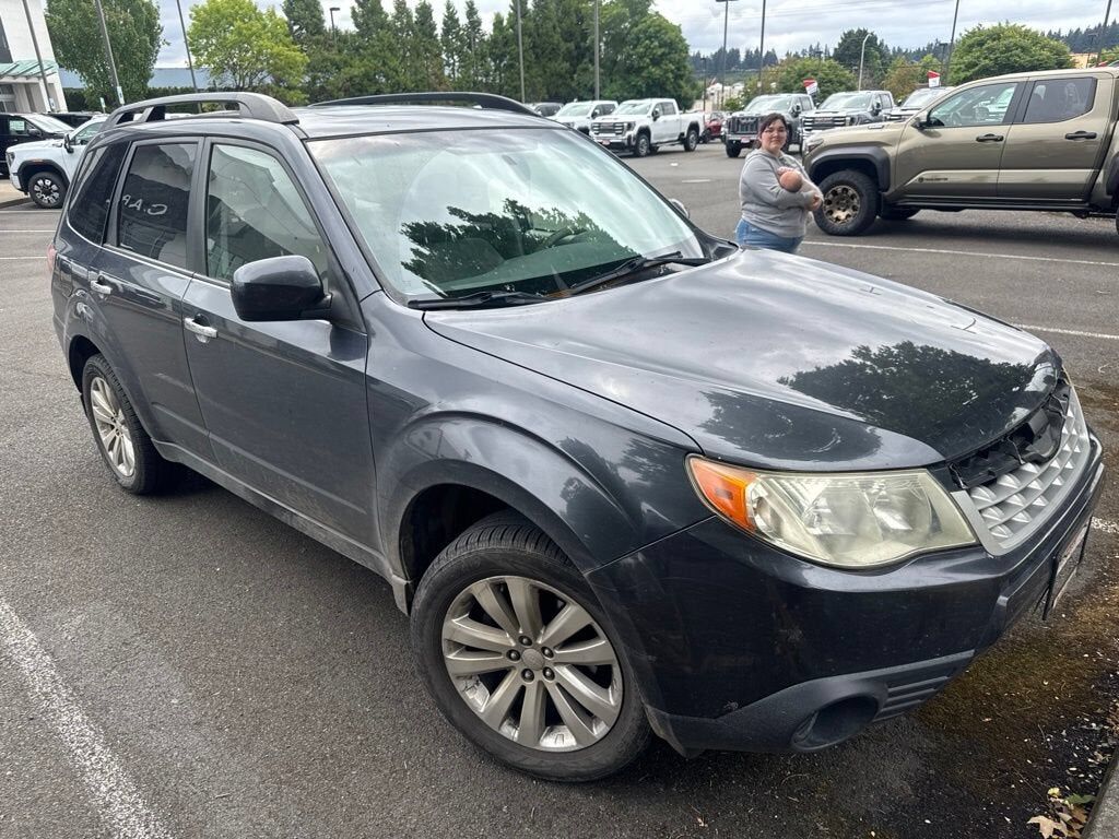 2013 SUBARU Forester