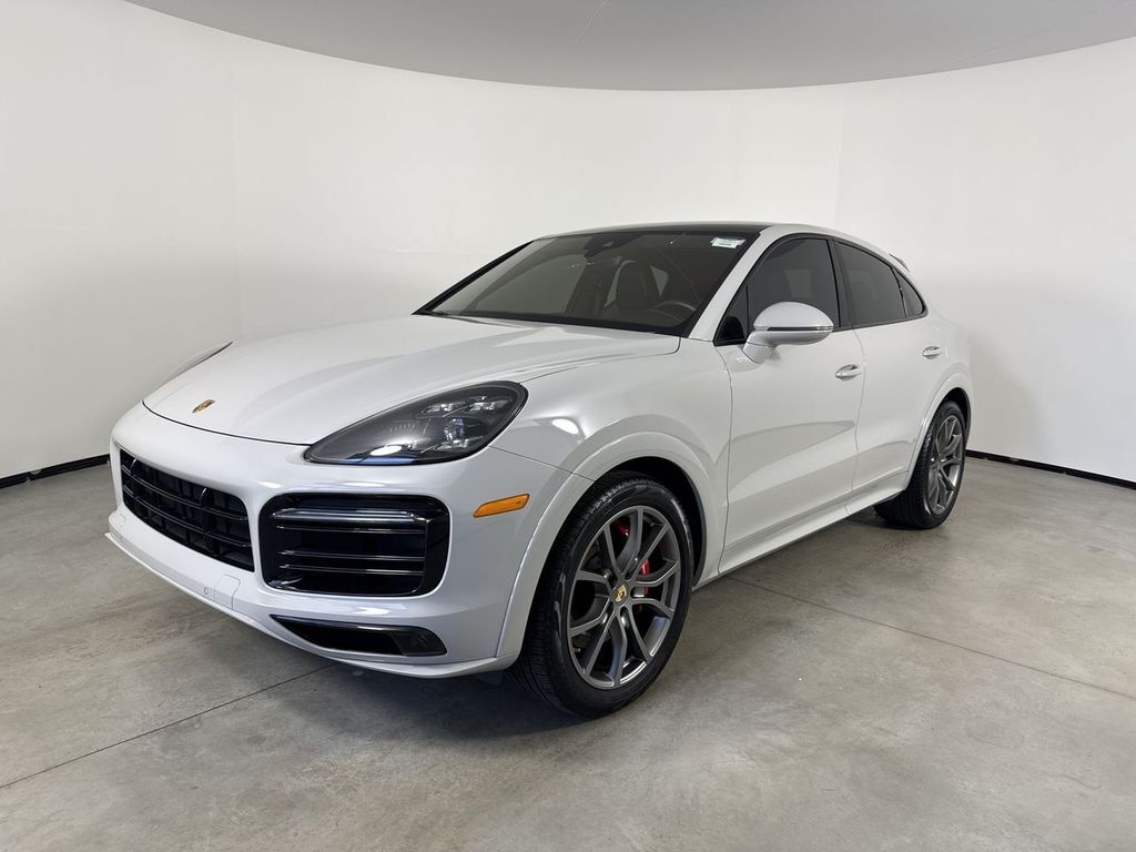 2023 PORSCHE Cayenne