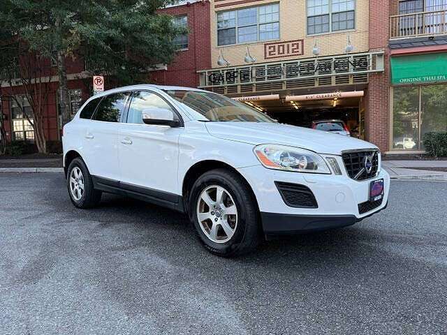 2011 VOLVO XC60