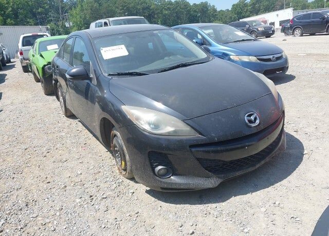 2013 MAZDA Mazda3