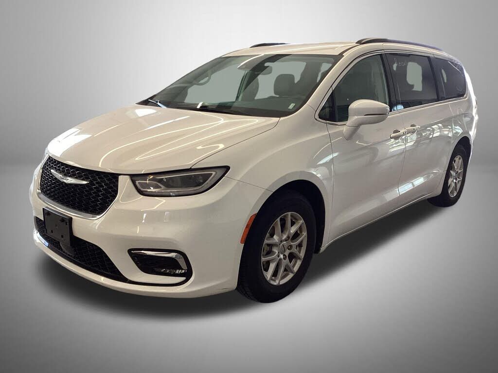 2022 CHRYSLER Pacifica