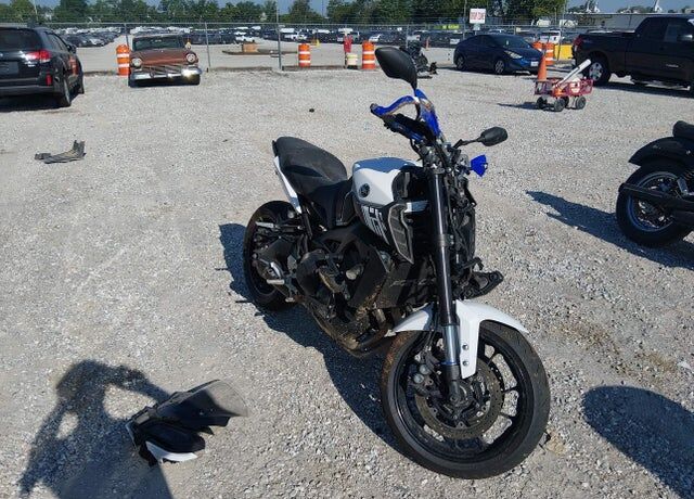 2017 YAMAHA FZ09
