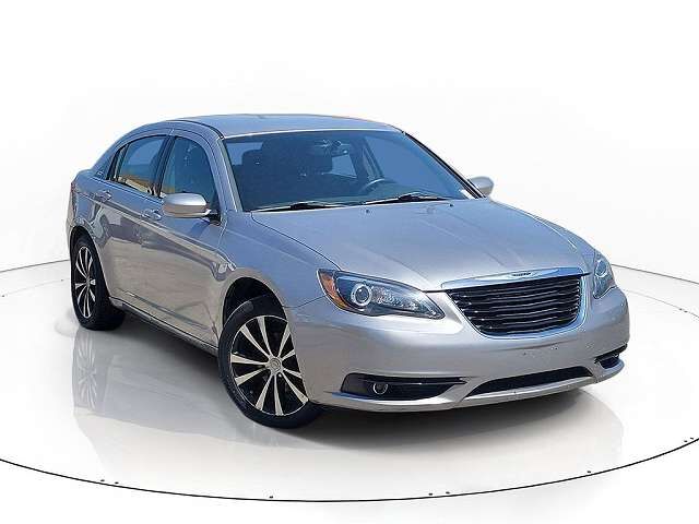 2014 CHRYSLER 200