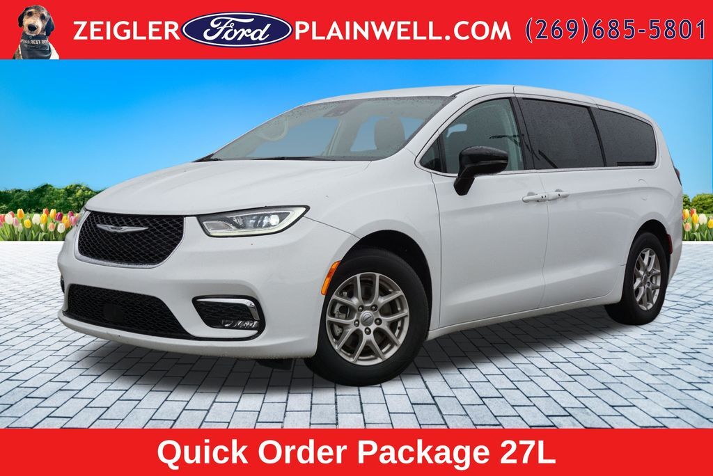 2024 CHRYSLER Pacifica