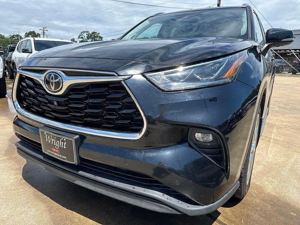 2021 TOYOTA Highlander