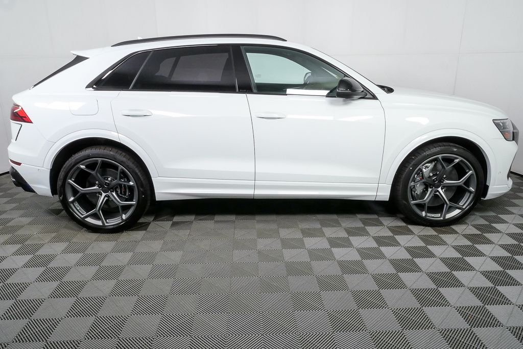 2026 Audi RS Q8