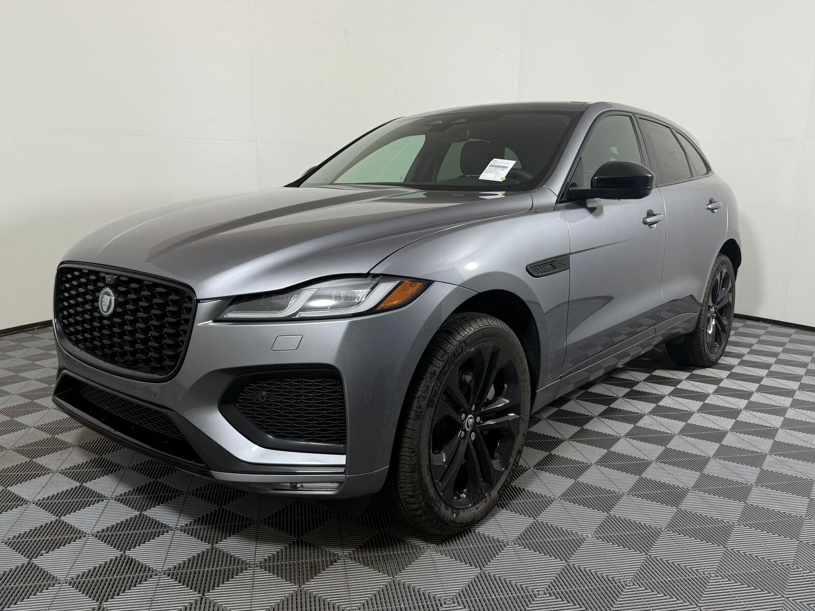 2026 JAGUAR F-Pace