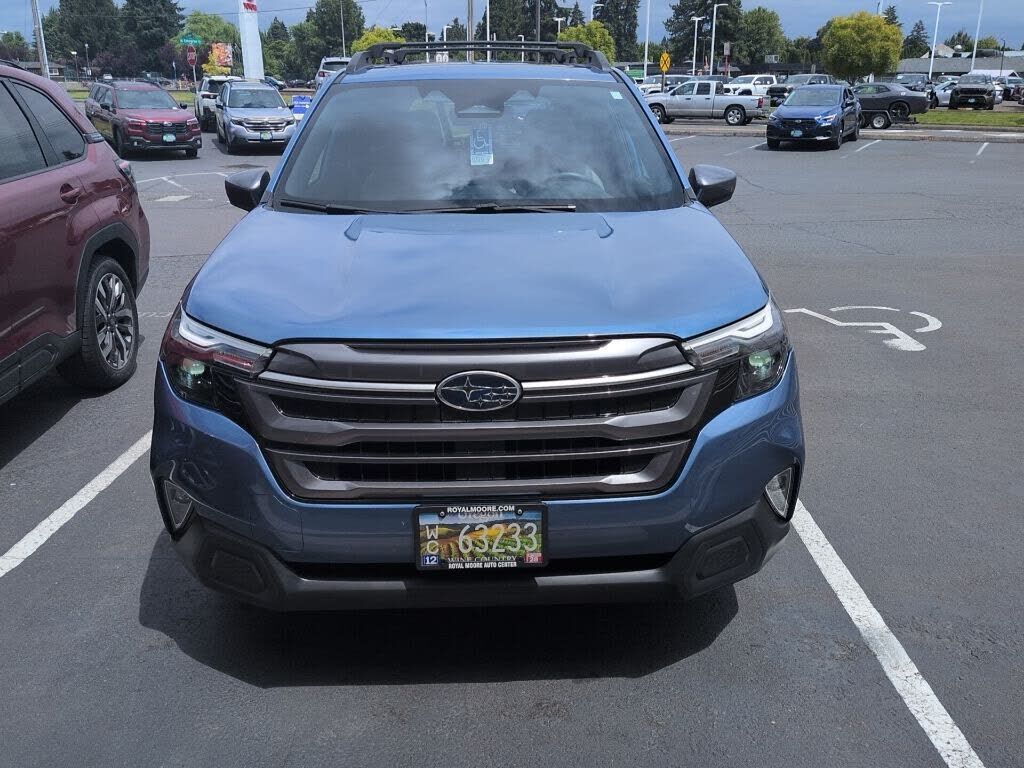 2025 SUBARU Forester