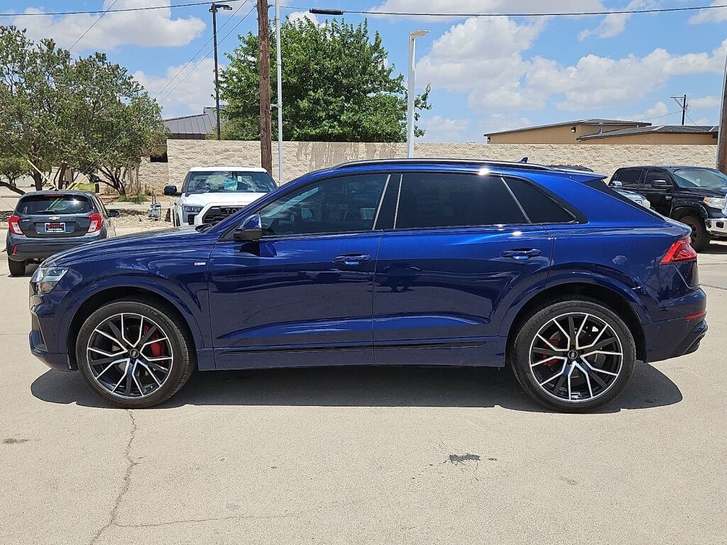 2022 Audi Q8