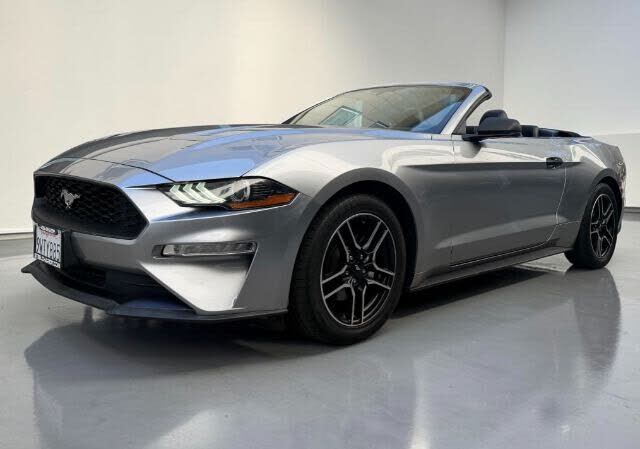 2020 FORD Mustang