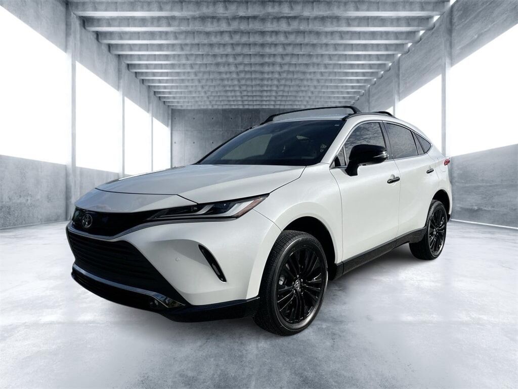 2024 TOYOTA Venza