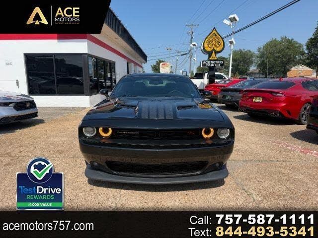 2016 DODGE Challenger