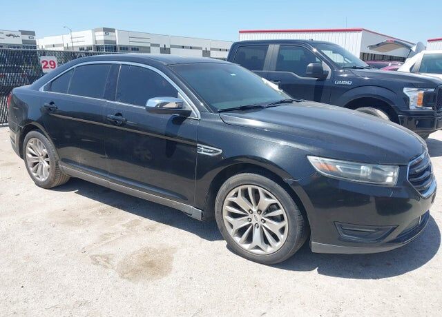 2015 FORD Taurus
