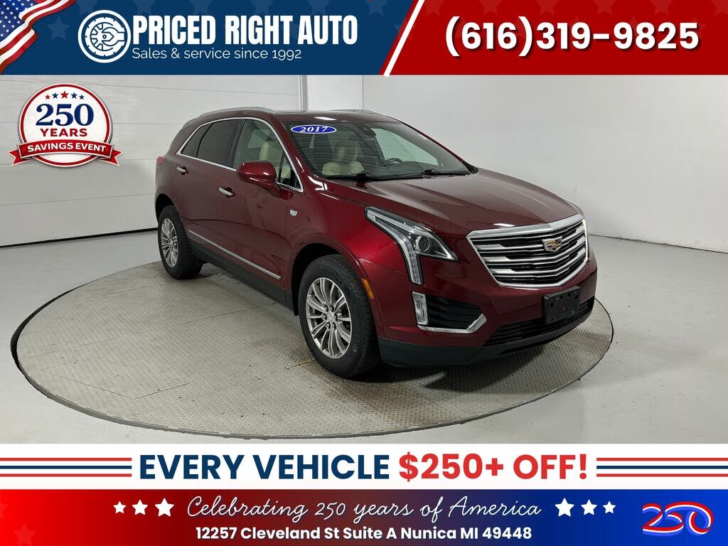 2017 CADILLAC XT5