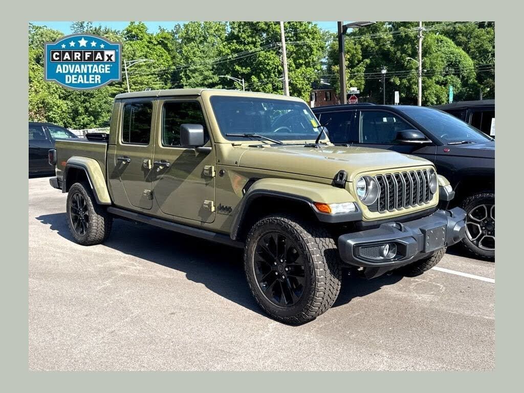 2025 JEEP Gladiator