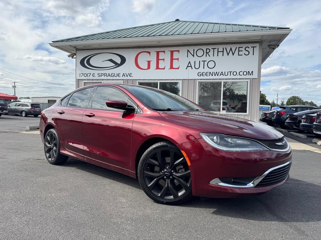 2016 CHRYSLER 200