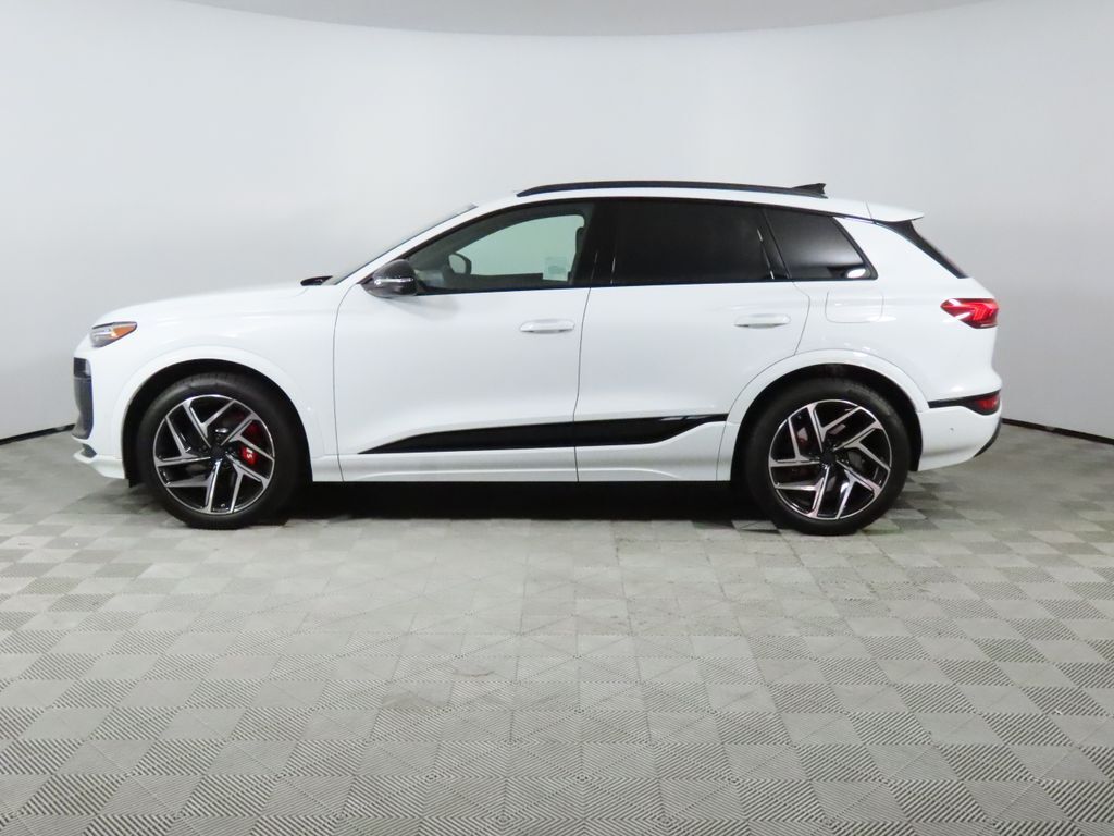 2027 Audi SQ6